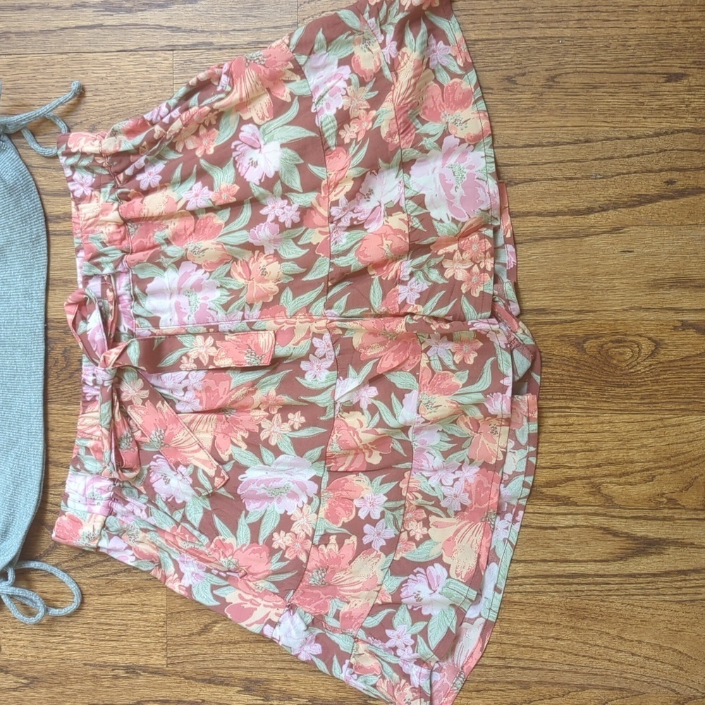 SO Tank Top And Skort - Picture 5 of 7